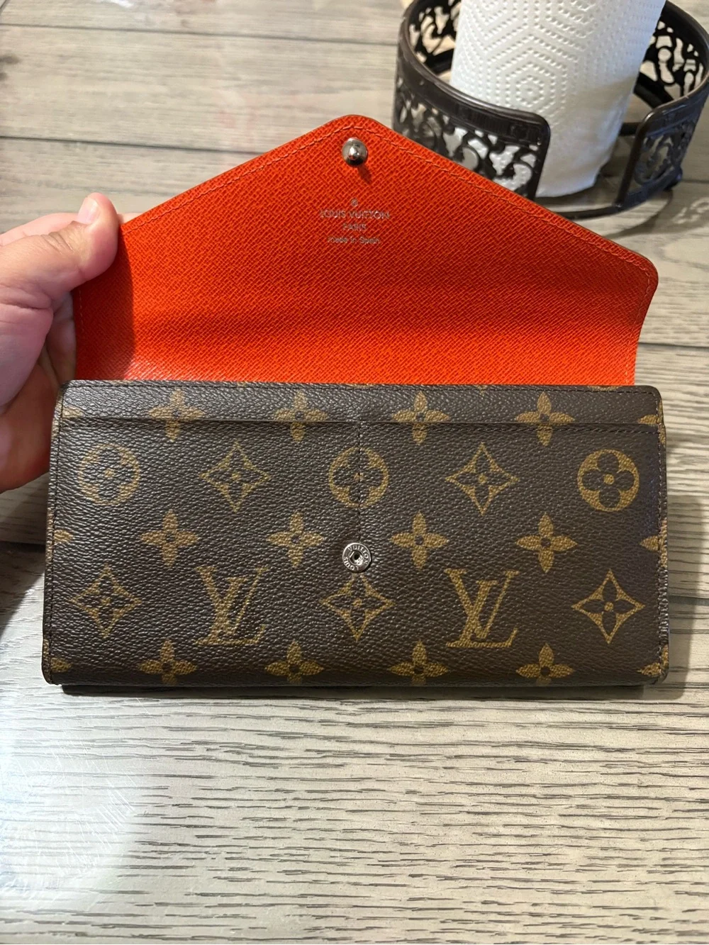 Louis Vuitton Wallet - Picture 5 of 11